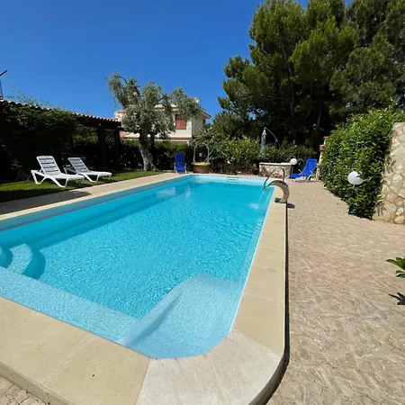 Villino Giulia Villa *